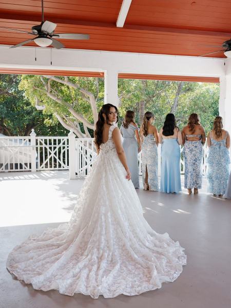 Wide shot of bridal party outdoors at Islamorada Fish Company Florida Keys