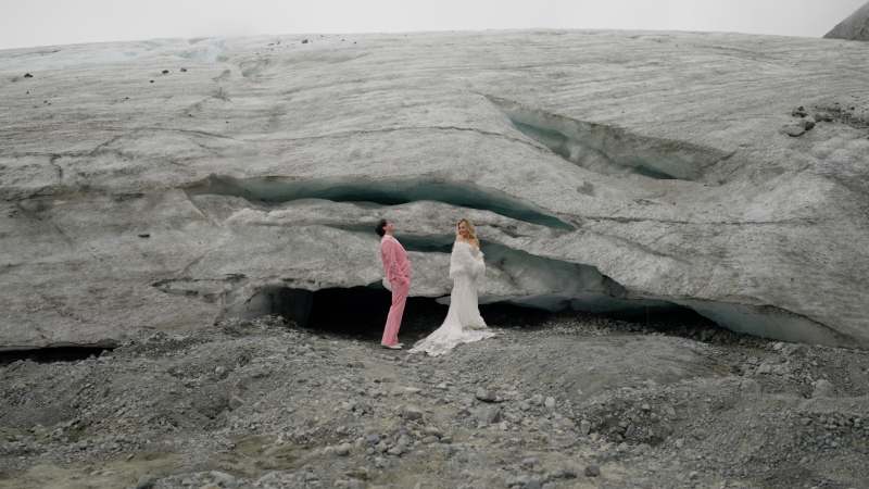 Timeline-1_01_00_26_28